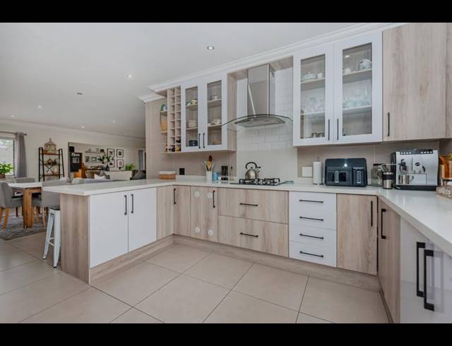 3 BEDROOM CLUSTER FOR SALE IN NEW REDRUTH